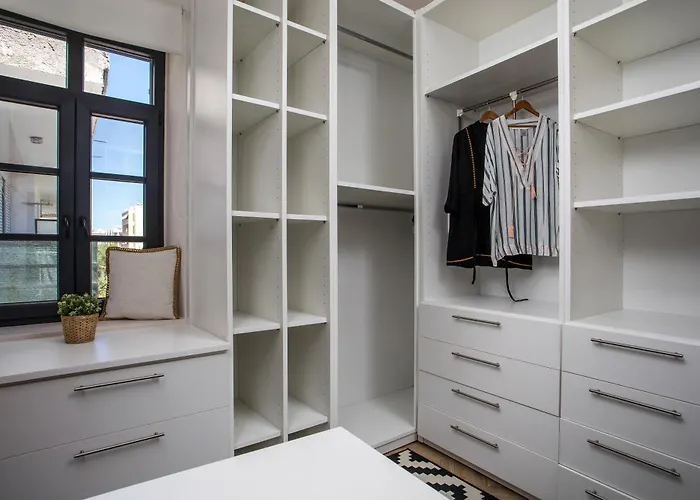 Lou Villa Rhodes City